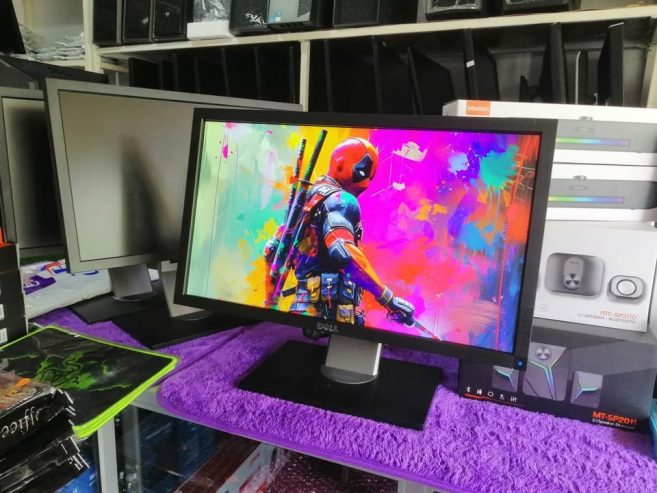 DELL 22″ Wide LED Monitors